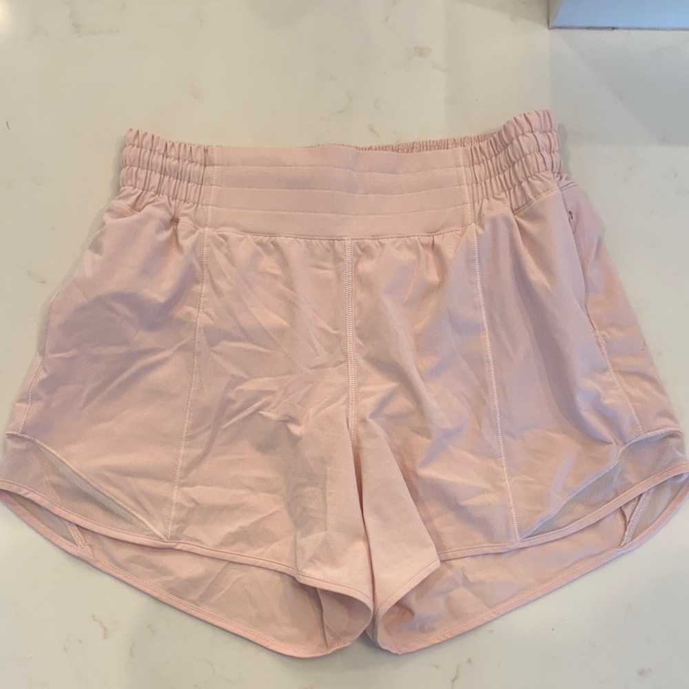LIKE NEW Lululemon Hotty Hot Shorts
